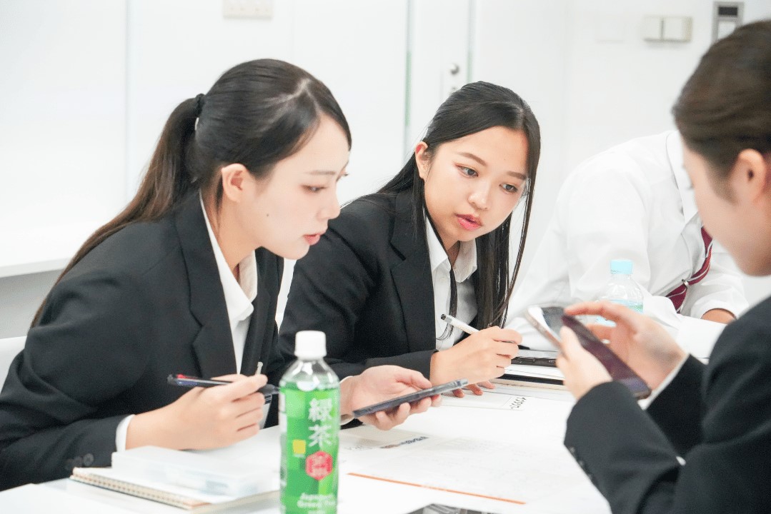 キャムコムグループ