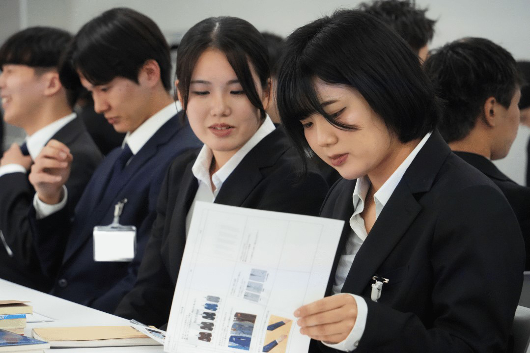 キャムコムグループ